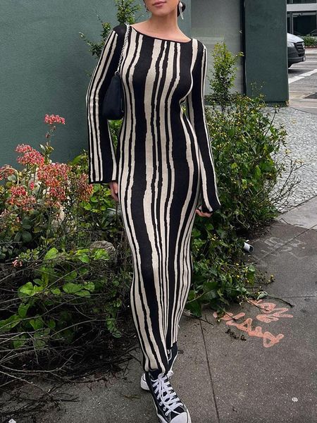 basic casual dresses knitted stripe wave maxi long dres 2023 fashion elegant bodycon ladies slim flare sleeve party 230829, Black;gray
basic casual dresses knitted stripe wave maxi long dres 2023 fashion elegant bodycon ladies slim flare sleeve party 230829, Black;gray