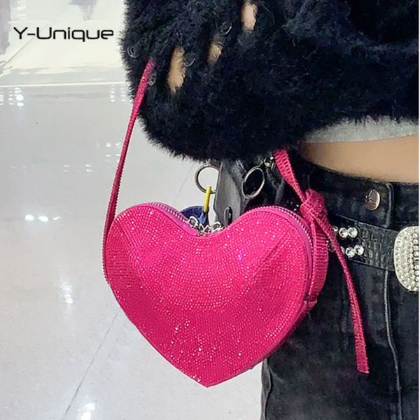 waist bags heartshaped crossbody bag for women luxury brand designer pu leather shoulder female ladies evening clutch purse handbags 230828
waist bags heartshaped crossbody bag for women luxury brand designer pu leather shoulder female ladies evening clutch purse handbags 230828