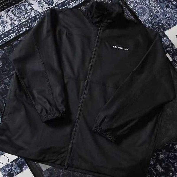 mens jackets designer new letter embroidery couple combination style charge coat star fashion jacket, Black;brown
mens jackets designer new letter embroidery couple combination style charge coat star fashion jacket, Black;brown