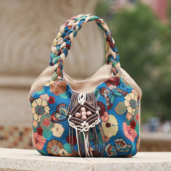 school bags fashion bohemian small women traveller string appliques handbags vintage embossing lady day clutches ale canvas 230828
school bags fashion bohemian small women traveller string appliques handbags vintage embossing lady day clutches ale canvas 230828