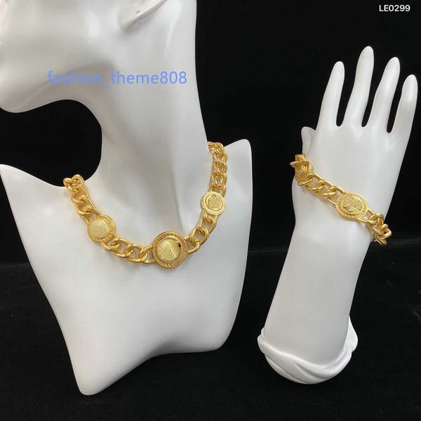 designer jewelry v letter thick chain necklace bracelet greece pattern pure copper banshee medusa head portrait hiphop punk birthday festive, Black
designer jewelry v letter thick chain necklace bracelet greece pattern pure copper banshee medusa head portrait hiphop punk birthday festive, Black