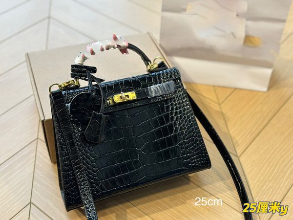 7a+ designer tote bag fashion purse women designer crossbody bag genuine leather luxurys handbags messenger bag shoulder bag crocodile skin
7a+ designer tote bag fashion purse women designer crossbody bag genuine leather luxurys handbags messenger bag shoulder bag crocodile skin