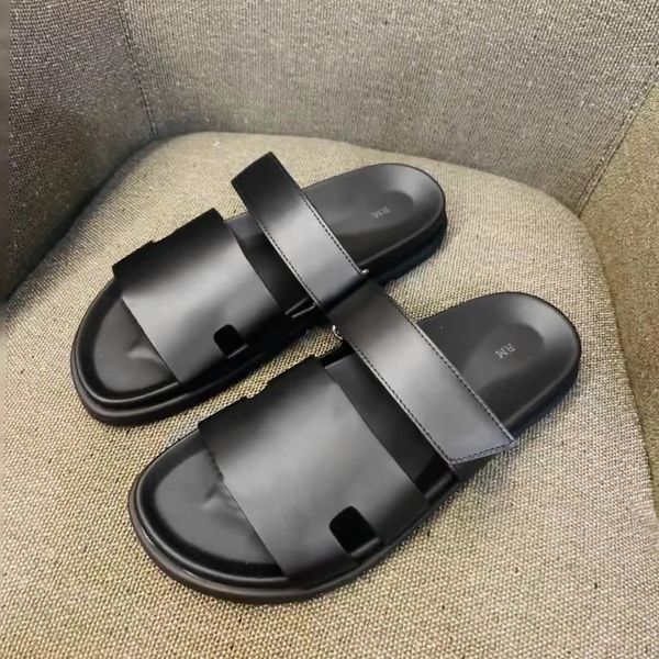 2023 summer new sandal designer woman slipper man slide beach pool outdoor fashion classic man luxury chypre slipper calfskin rubber comfort, Black
2023 summer new sandal designer woman slipper man slide beach pool outdoor fashion classic man luxury chypre slipper calfskin rubber comfort, Black