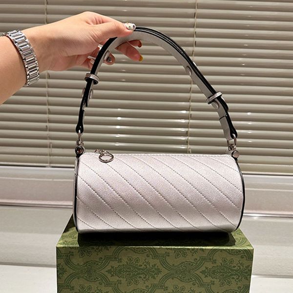women cylindrical bag plain cowhide shoulder bag women crossbody purse genuine leather classic letter print zipper open handbag adjustable s
women cylindrical bag plain cowhide shoulder bag women crossbody purse genuine leather classic letter print zipper open handbag adjustable s