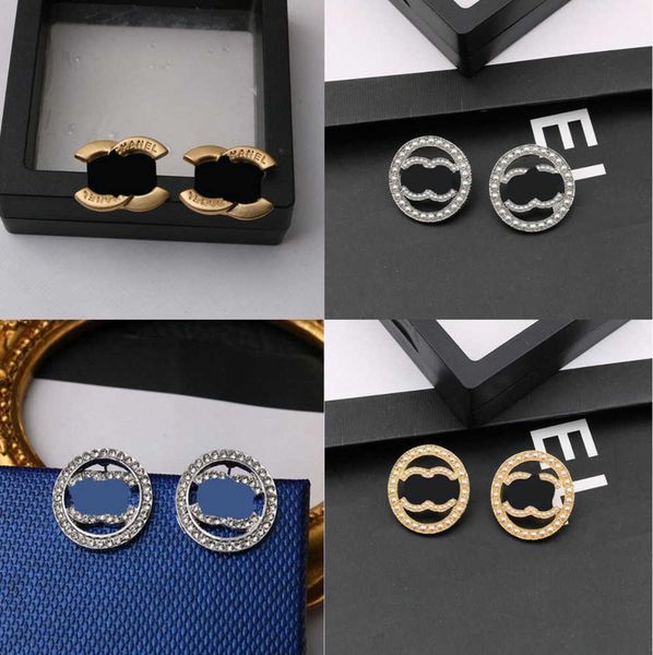 23ss 20style mixed brand designers letters stud 18k gold plated 925 silver famous women rhinestone earring wedding party jewerlry, Golden;silver
23ss 20style mixed brand designers letters stud 18k gold plated 925 silver famous women rhinestone earring wedding party jewerlry, Golden;silver