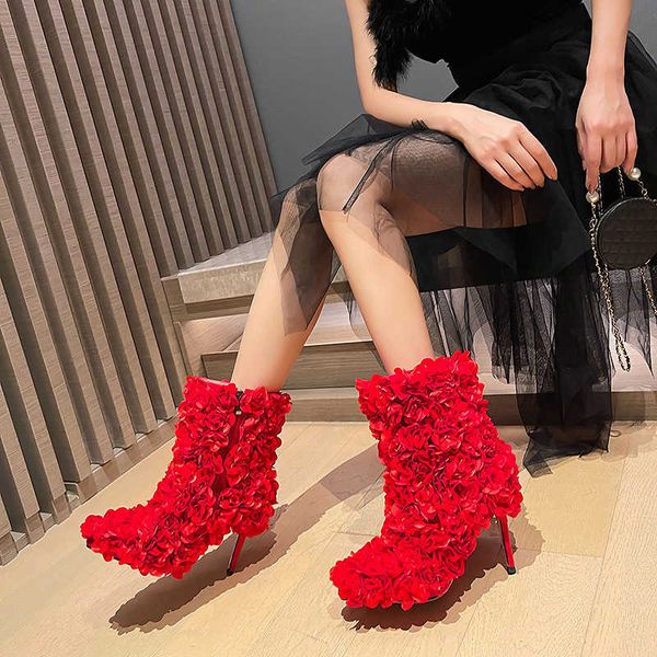 winter new rose flower pointed fine heel super high heel big yards side open zipper boots women's boots 083023, Black
winter new rose flower pointed fine heel super high heel big yards side open zipper boots women's boots 083023, Black