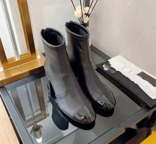 women's boots channel luxury design vintage decorative letter autumn and winter casual martin boots snowy anti slip short boots, Black
women's boots channel luxury design vintage decorative letter autumn and winter casual martin boots snowy anti slip short boots, Black