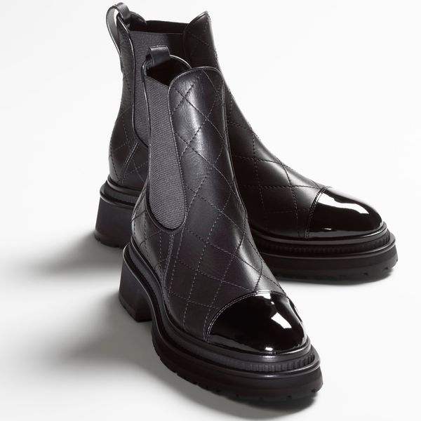 plaid leather ankle boots chelsea boots platform slip on round flat platform half boots luxury designer high women's chunky heel rider, Black
plaid leather ankle boots chelsea boots platform slip on round flat platform half boots luxury designer high women's chunky heel rider, Black