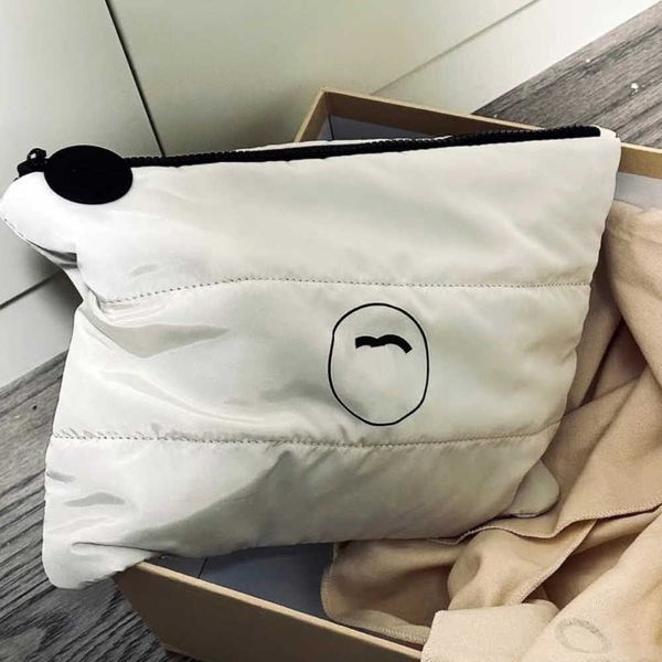 fashion luxury women's makeup storage bags women brand ch cosmetic bag space cotton travel handbag pouch ladies purses organizador toil
fashion luxury women's makeup storage bags women brand ch cosmetic bag space cotton travel handbag pouch ladies purses organizador toil