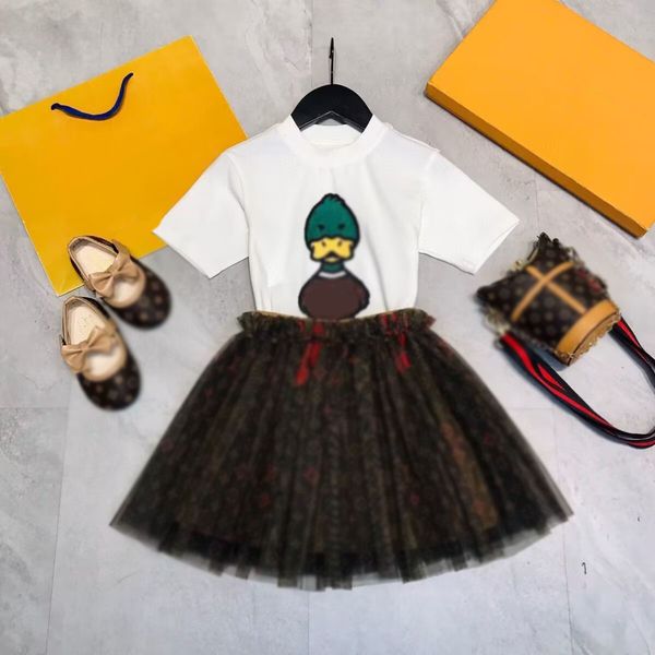 t-shirts designer baby girls clothing children long sleeve white t-shirt classic brand clothes spring kids spring dress set luxury letter cl
t-shirts designer baby girls clothing children long sleeve white t-shirt classic brand clothes spring kids spring dress set luxury letter cl