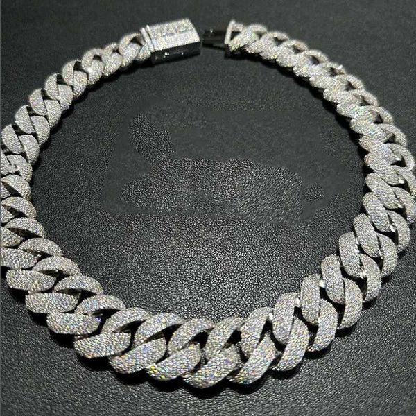 luxurious 20mm round cut moissanite cuban link chain necklace sterling silver with heavy hip-hop design
luxurious 20mm round cut moissanite cuban link chain necklace sterling silver with heavy hip-hop design