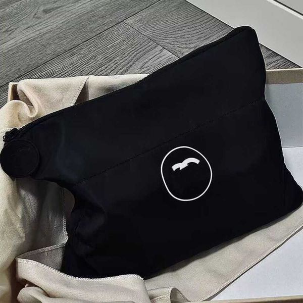 fashion luxury women's makeup storage bags women brand ch cosmetic bag space cotton travel handbag pouch ladies purses organizador toil
fashion luxury women's makeup storage bags women brand ch cosmetic bag space cotton travel handbag pouch ladies purses organizador toil