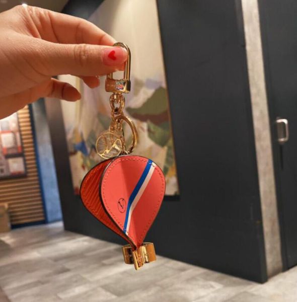 2024 exclusive popular original box european and american fashion quality men's and women's key chain luxury outdoor key chain pen, Silver
2024 exclusive popular original box european and american fashion quality men's and women's key chain luxury outdoor key chain pen, Silver