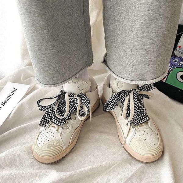 running shoes men and women sneaker autumn retro wild casual skateboard tennis shoes brand leather male walking shoes zapatillas hombre 2308
running shoes men and women sneaker autumn retro wild casual skateboard tennis shoes brand leather male walking shoes zapatillas hombre 2308