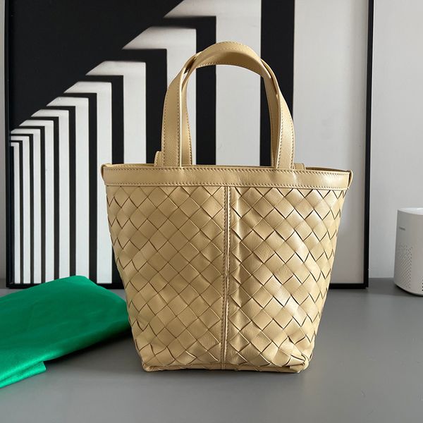 mirror quality women small flip flap tote bag 100% lambskin designer handbag black brown fashion zippered pocket lady shoulder bag
mirror quality women small flip flap tote bag 100% lambskin designer handbag black brown fashion zippered pocket lady shoulder bag