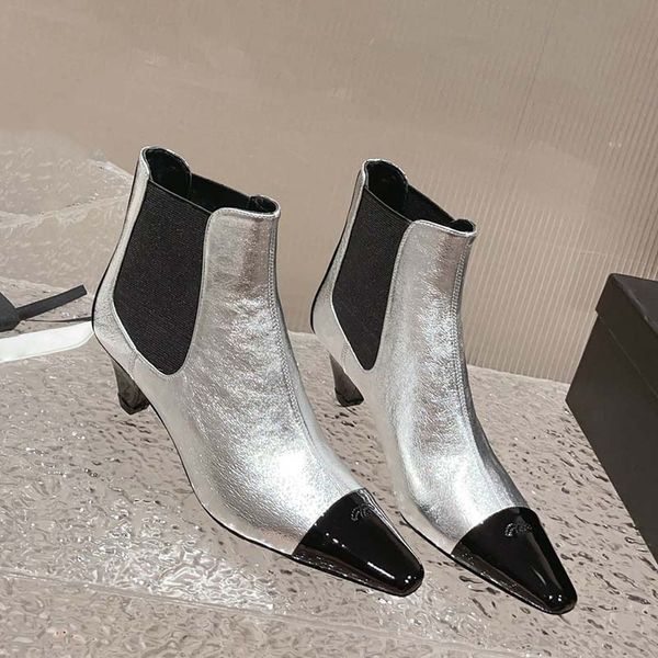 womens ankle boots designer slip on elastic low heels pointed toes quilted texture ladies classic black silver golden western 23ss f/w snow
womens ankle boots designer slip on elastic low heels pointed toes quilted texture ladies classic black silver golden western 23ss f/w snow