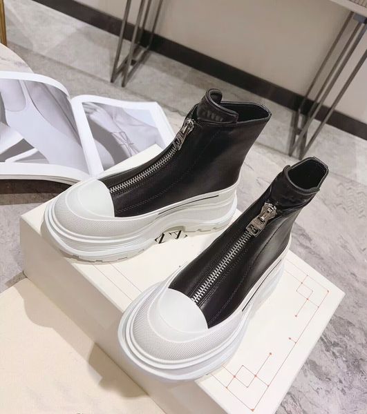 winter brand men women tread slick zip boot black white calf leather round toe textured rubber wrap ankle boots comfort couple winter walkin
winter brand men women tread slick zip boot black white calf leather round toe textured rubber wrap ankle boots comfort couple winter walkin