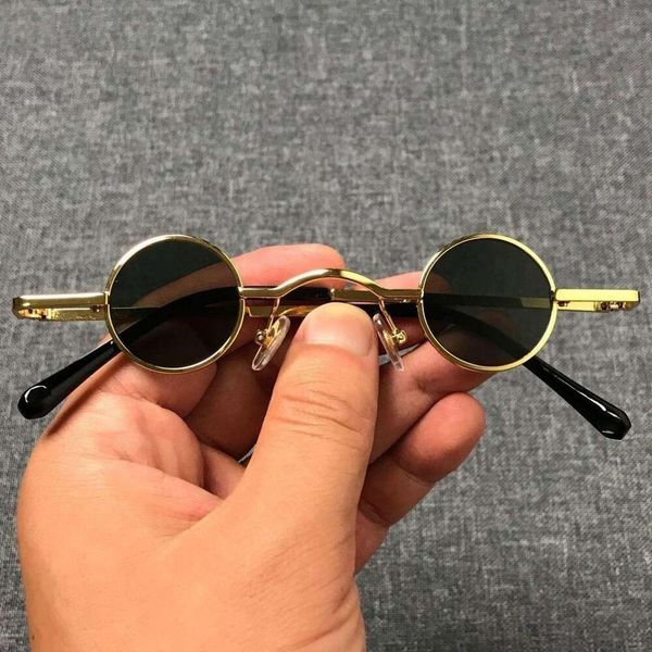 mini glasses reductive small round sunglasses mens and womens ultra rimmed hop concave style, White;black
mini glasses reductive small round sunglasses mens and womens ultra rimmed hop concave style, White;black