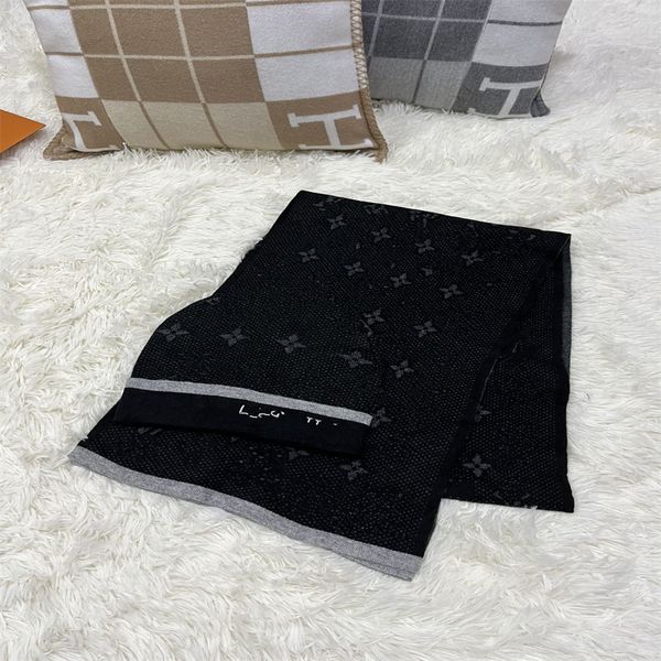 2023 ssyy fashion designer hat scarf set luxury men's winter scarf brand snapback seda satin checkered scarf skate skateboard cap black, Blue;gray
2023 ssyy fashion designer hat scarf set luxury men's winter scarf brand snapback seda satin checkered scarf skate skateboard cap black, Blue;gray