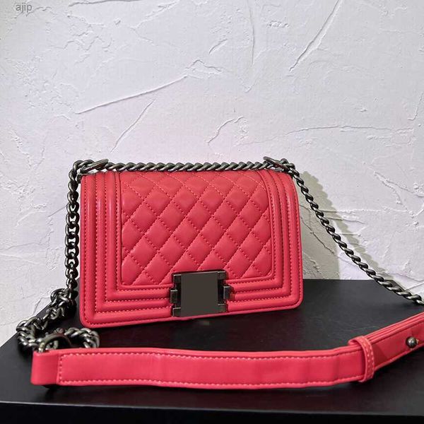 womens diamond lattice classic mini flap boy bags vinatge calfskin aged silver metal hardware adjustable shoulder strap messenger sacoche de
womens diamond lattice classic mini flap boy bags vinatge calfskin aged silver metal hardware adjustable shoulder strap messenger sacoche de