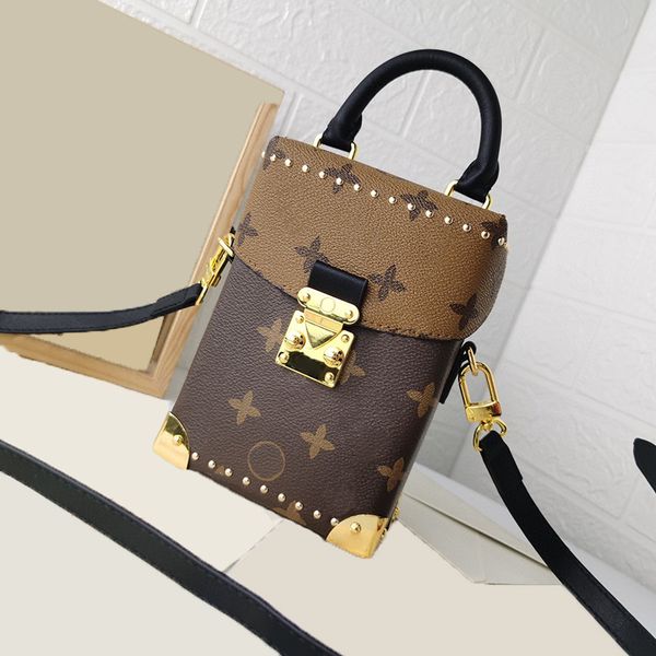 multi functional designer bag womens chain crossbody bag fashion portable tote bag leather presbyopia shoulder bag wallet card bag #82465
multi functional designer bag womens chain crossbody bag fashion portable tote bag leather presbyopia shoulder bag wallet card bag #82465
