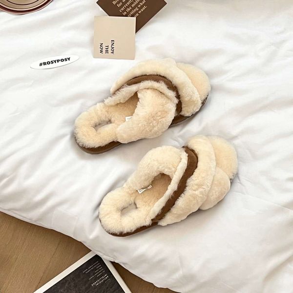 luxury designer fuzz cross slide ugglies slippers australian wgg shearling wool mule logo fur sandals thick bottom cross strap slider furry, Black
luxury designer fuzz cross slide ugglies slippers australian wgg shearling wool mule logo fur sandals thick bottom cross strap slider furry, Black