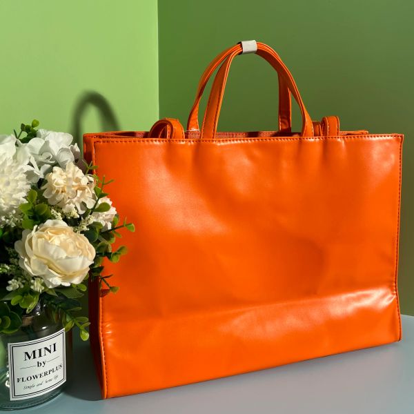 new 2023 fashion classic bag handbag women leather handbags warm and sweet designer bag bags shoulder bags soft leather mini women handbag c
new 2023 fashion classic bag handbag women leather handbags warm and sweet designer bag bags shoulder bags soft leather mini women handbag c