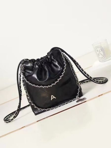 brand designer bag large capacity mini edition leather garbage bag chain bag metal letter selling shoulder bag 19 classic black and white ba
brand designer bag large capacity mini edition leather garbage bag chain bag metal letter selling shoulder bag 19 classic black and white ba