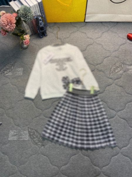 new style designer girls dress set long sleeve sportswear brother and sister set skirt 2 sets children's spring dress birthday gift siz, White
new style designer girls dress set long sleeve sportswear brother and sister set skirt 2 sets children's spring dress birthday gift siz, White