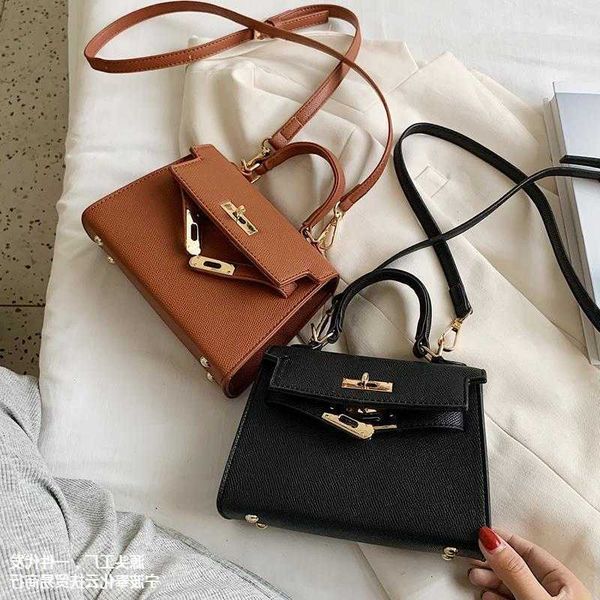 designer kelyes tote bag advanced small for women's summer 2023 new fashion one shoulder crossbody foreign style handheld black minighu
designer kelyes tote bag advanced small for women's summer 2023 new fashion one shoulder crossbody foreign style handheld black minighu