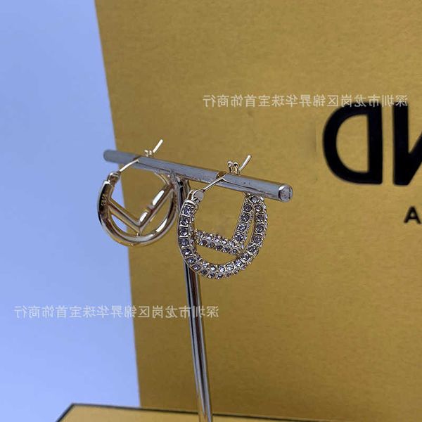 earrings designer letter f diamond inlay fashion temperament small fragrance f, Golden;silver
earrings designer letter f diamond inlay fashion temperament small fragrance f, Golden;silver