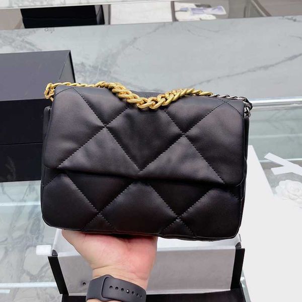 italy womens f/w classic flap lambskin bags 19 series quilted gold metal hardware crossbody shoulder purse large capacity real leather saoch
italy womens f/w classic flap lambskin bags 19 series quilted gold metal hardware crossbody shoulder purse large capacity real leather saoch