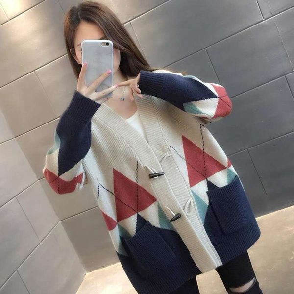 autumn and womens sweaters winter miscellaneous large sized cardigan sweater wholesale mid long jacket street stall, White;black
autumn and womens sweaters winter miscellaneous large sized cardigan sweater wholesale mid long jacket street stall, White;black