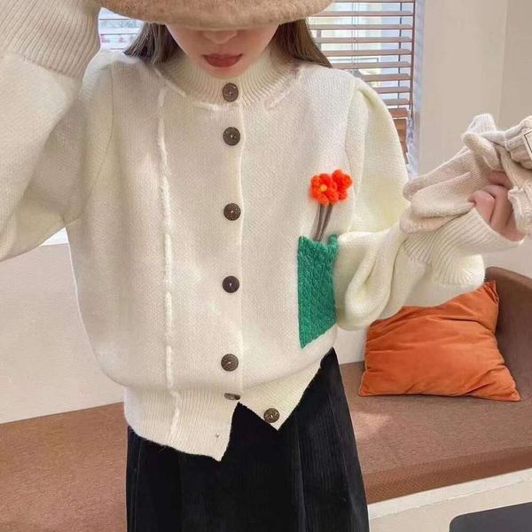 autumn sweet japanese handmade fresh loose sweater for women western style youthful looking lazy coat, White;black
autumn sweet japanese handmade fresh loose sweater for women western style youthful looking lazy coat, White;black