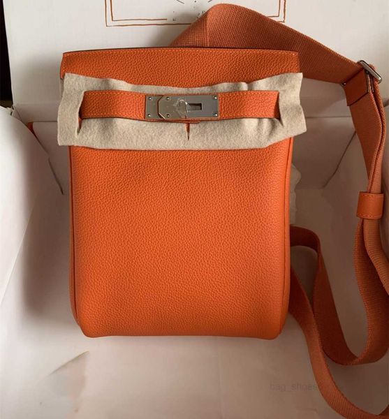 handmade quality men and women brand bag luxury totes mini a doc bag 9colors togo leather wax line stitching in stock fast delivery
handmade quality men and women brand bag luxury totes mini a doc bag 9colors togo leather wax line stitching in stock fast delivery