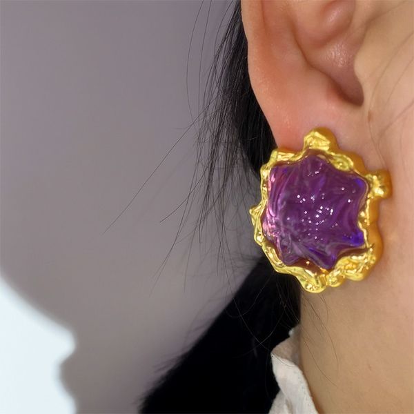 charm colored resin irregular stud earrings gold color metal lava for women jewelry france 2023 vintage gifts bohemian style 230830, Golden
charm colored resin irregular stud earrings gold color metal lava for women jewelry france 2023 vintage gifts bohemian style 230830, Golden
