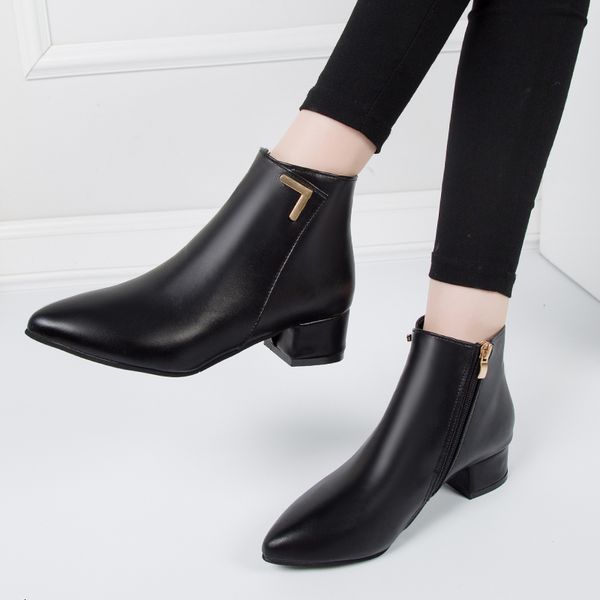 boots fashion women boots casual leather low high heels spring shoes woman pointed toe rubber ankle boots black red 230830
boots fashion women boots casual leather low high heels spring shoes woman pointed toe rubber ankle boots black red 230830