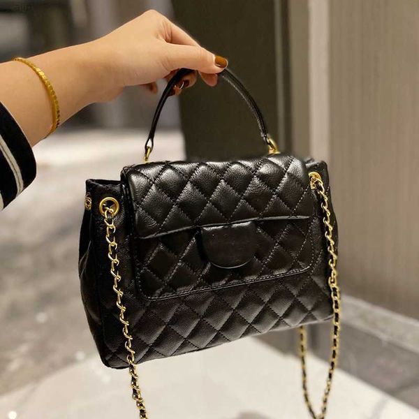 classic calfskin caviar quilted handle totes bags gold metal hardware matelasse chain crossbody shoulder outdoor sacoche large capacity wome
classic calfskin caviar quilted handle totes bags gold metal hardware matelasse chain crossbody shoulder outdoor sacoche large capacity wome