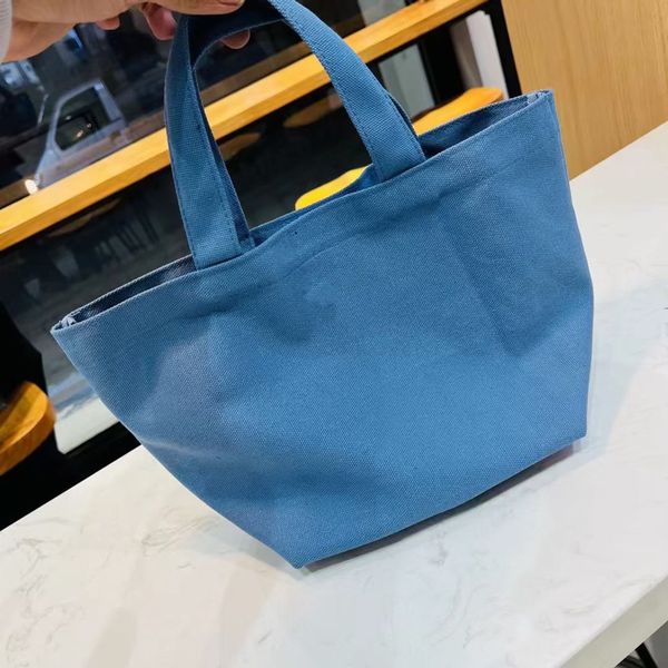 2023 designer bag fashion women's handbag large capacity shopping handbag, shopping bag
2023 designer bag fashion women's handbag large capacity shopping handbag, shopping bag