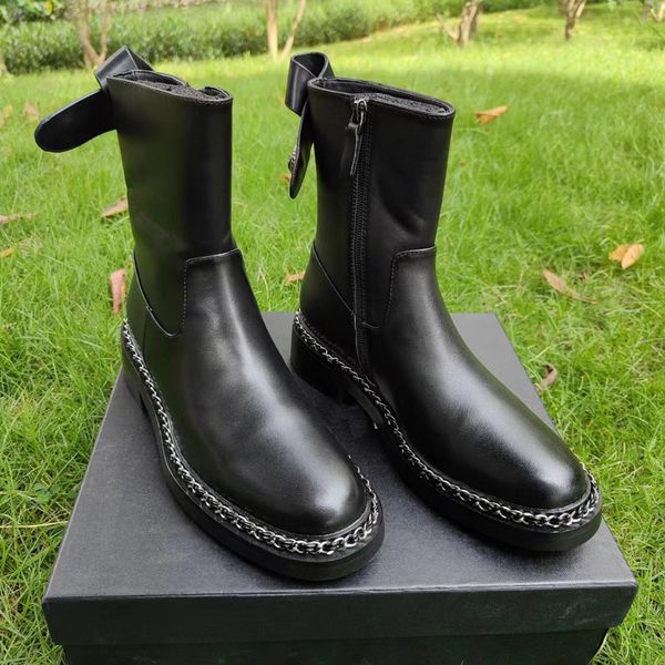 designer luxury boots men women shoes platform thin base comfort embossed patent leather mules copper triple black pink ivory winter fashion
designer luxury boots men women shoes platform thin base comfort embossed patent leather mules copper triple black pink ivory winter fashion