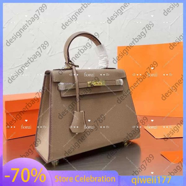 2023 fashion designer women's bag cowhide leather tote bags glamour shoulder handbags strap with box
2023 fashion designer women's bag cowhide leather tote bags glamour shoulder handbags strap with box