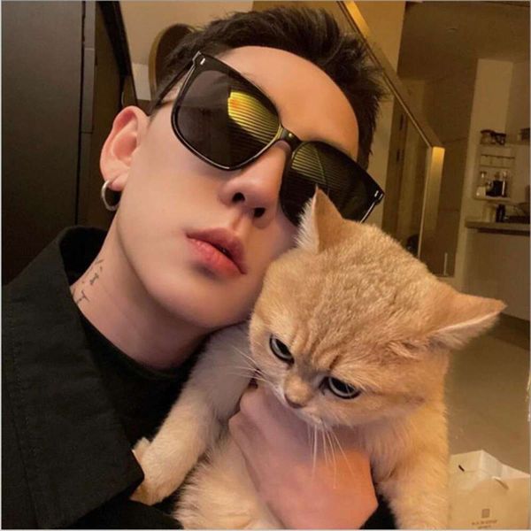 gm sunglasses for women men rice nail large framed fashioned vintage, White;black
gm sunglasses for women men rice nail large framed fashioned vintage, White;black