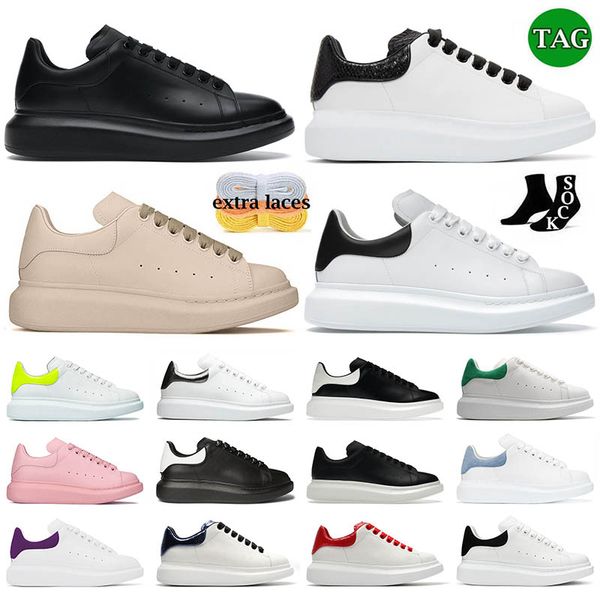 2023 designer woman shoe leather lace up men fashion platform oversized sneakers white black mens womens luxury uede casual shoes chaussures
2023 designer woman shoe leather lace up men fashion platform oversized sneakers white black mens womens luxury uede casual shoes chaussures