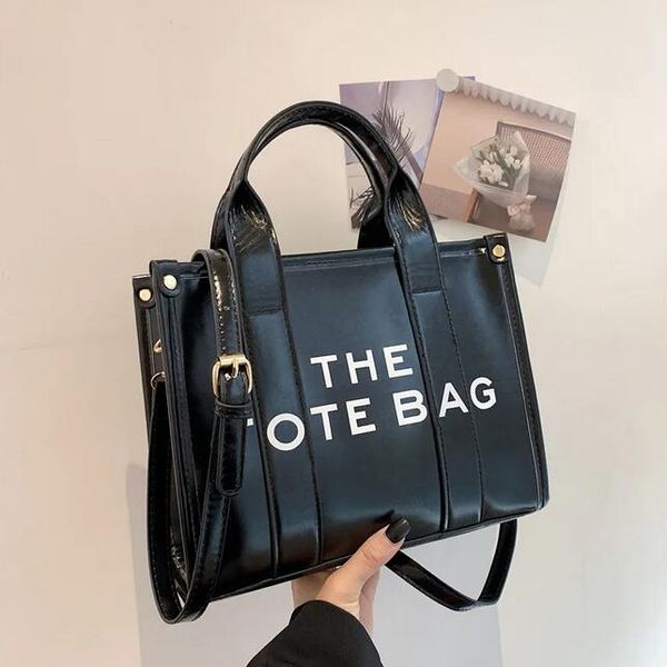 marc large the tote bag handbag shoulder bags women canvas practical large capacity summer leather crossbody jocobss letter printing purse
marc large the tote bag handbag shoulder bags women canvas practical large capacity summer leather crossbody jocobss letter printing purse
