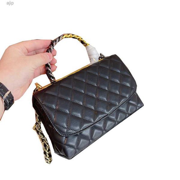 lambskin metal two-tone handle tote bags quilted gold chain strap crossbody shoulder turn lock medium luggage multi pochette womens designer
lambskin metal two-tone handle tote bags quilted gold chain strap crossbody shoulder turn lock medium luggage multi pochette womens designer