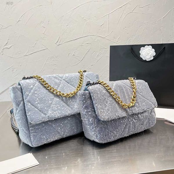 30cm/25cm early fall womens 19 sequins bags classic flap quilted f/w large capacity interwoven chain shiny crossbody street party sacoche lu
30cm/25cm early fall womens 19 sequins bags classic flap quilted f/w large capacity interwoven chain shiny crossbody street party sacoche lu