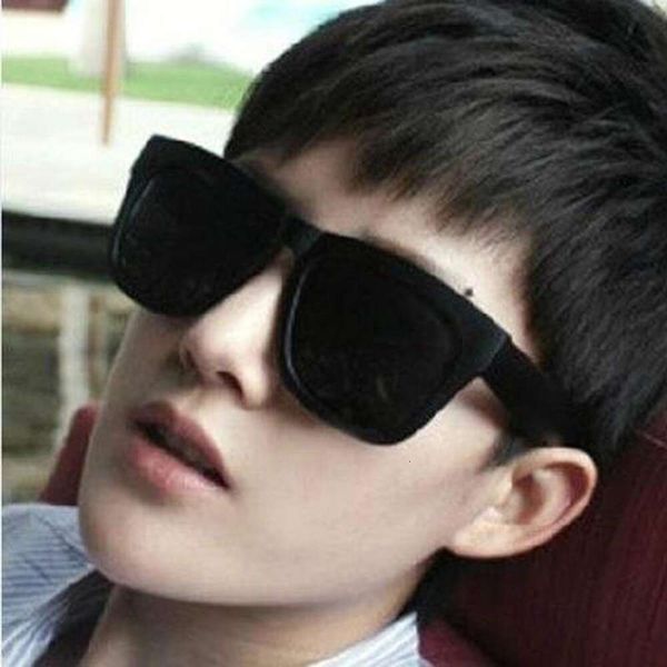 wholesale sunglasses trendy fashionable ancient and modern black rimmed glasses, White;black
wholesale sunglasses trendy fashionable ancient and modern black rimmed glasses, White;black