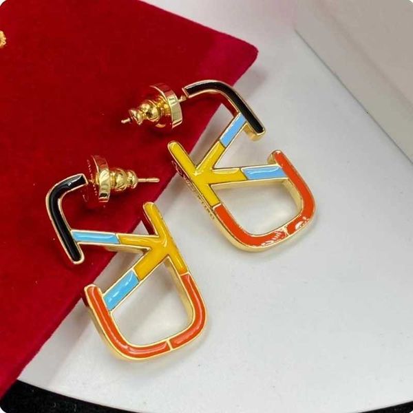 designer valentino earrings luxury v letter drop colorful glue 925 silver needle earrings brass material fashion earrings for women accessor, Golden;silver
designer valentino earrings luxury v letter drop colorful glue 925 silver needle earrings brass material fashion earrings for women accessor, Golden;silver