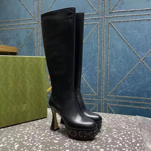 genuine leather combat boots with slim high heels and water table design, elastic boots, women's luxury designer shoe factories 35-42, Black
genuine leather combat boots with slim high heels and water table design, elastic boots, women's luxury designer shoe factories 35-42, Black
