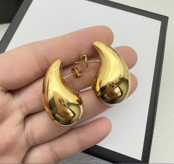 new fashion drop eearrings niche high sense of designers luxury jewellery personality versatile for women and man, Golden;silver
new fashion drop eearrings niche high sense of designers luxury jewellery personality versatile for women and man, Golden;silver